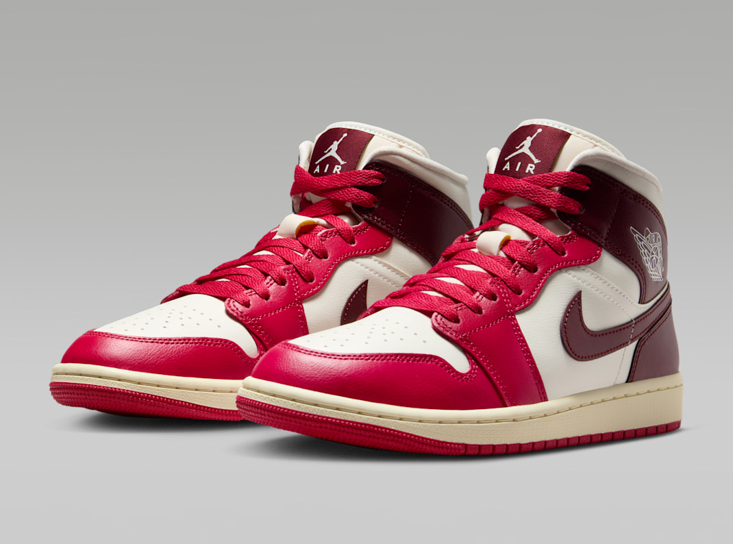  Giày Nike Air Jordan 1 Mid 'Sail Mystic Hibiscus' 