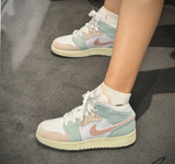  Giày Nike Air Jordan 1 Mid SE GS 'Scalloped Edge' 