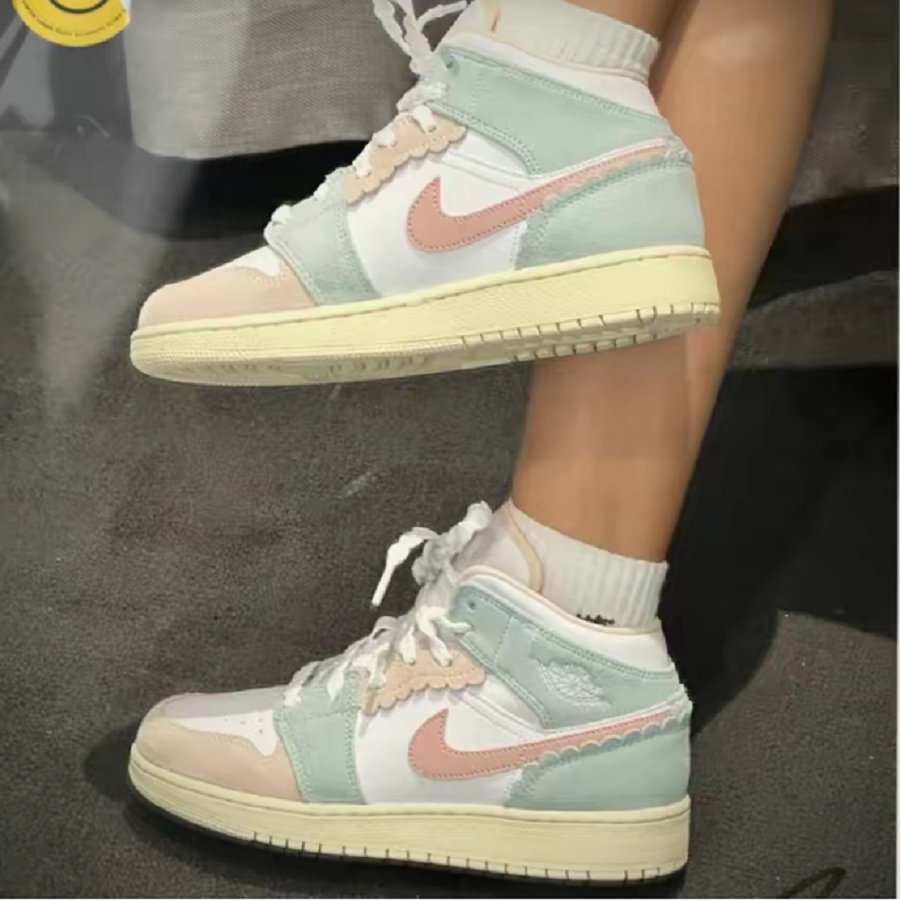  Giày Nike Air Jordan 1 Mid SE GS 'Scalloped Edge' 