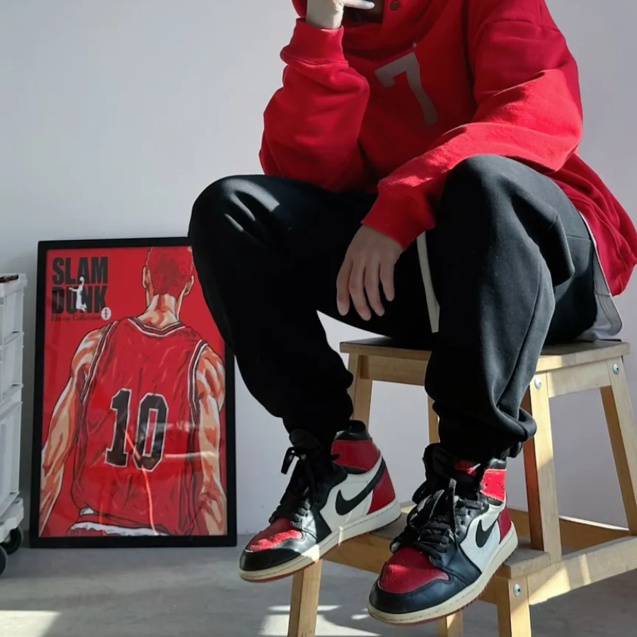  Giày Nike Air Jordan 1 Retro High 'Bred Toe' 