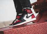 Giày Nike Air Jordan 1 Retro High 'Bred Toe' 