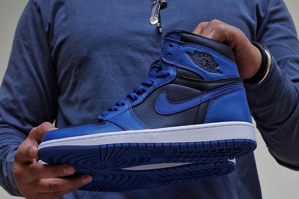  Giày Nike Air Jordan 1 Retro High OG 'Dark Marina Blue' 