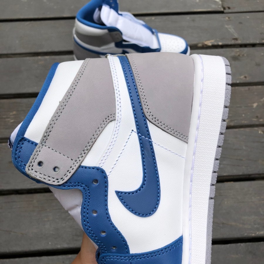  Giày Nike Air Jordan 1 Retro High Og Gs 'True Blue' 