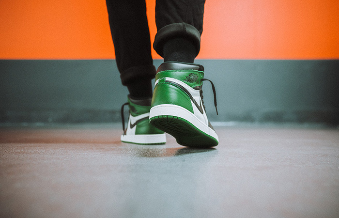  Giày Nike Air Jordan 1 Retro High OG 'Pine Green' 