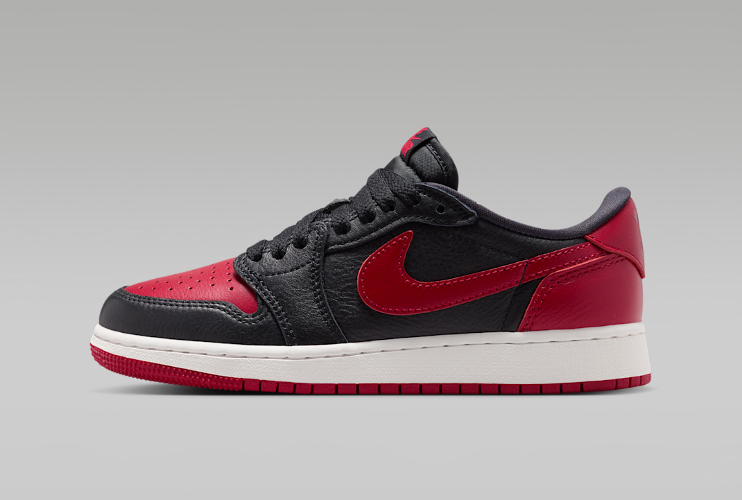  Giày Nike Air Jordan 1 Retro Low OG 'Banned' 