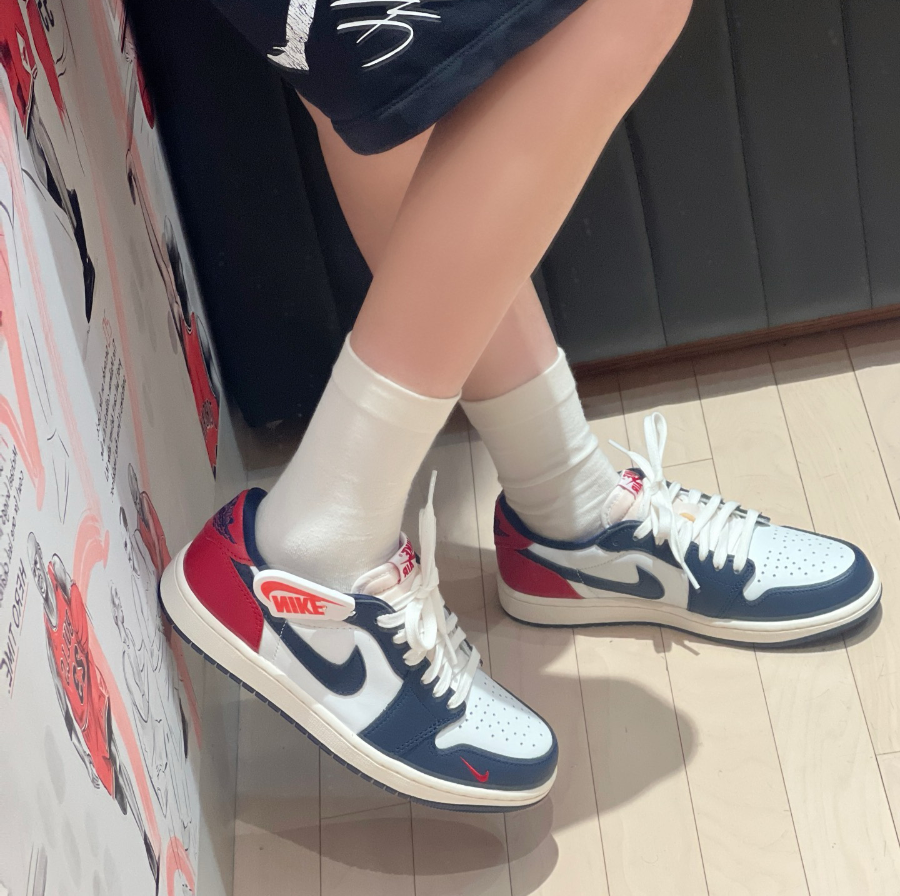  Giày Nike Air Jordan 1 Retro OG 'Howard University' 