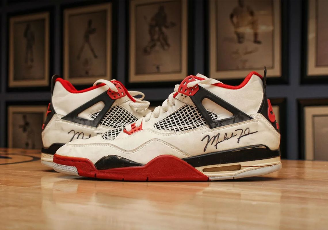  Giày Nike Air Jordan 4 Retro OG 2020 'Fire Red' 