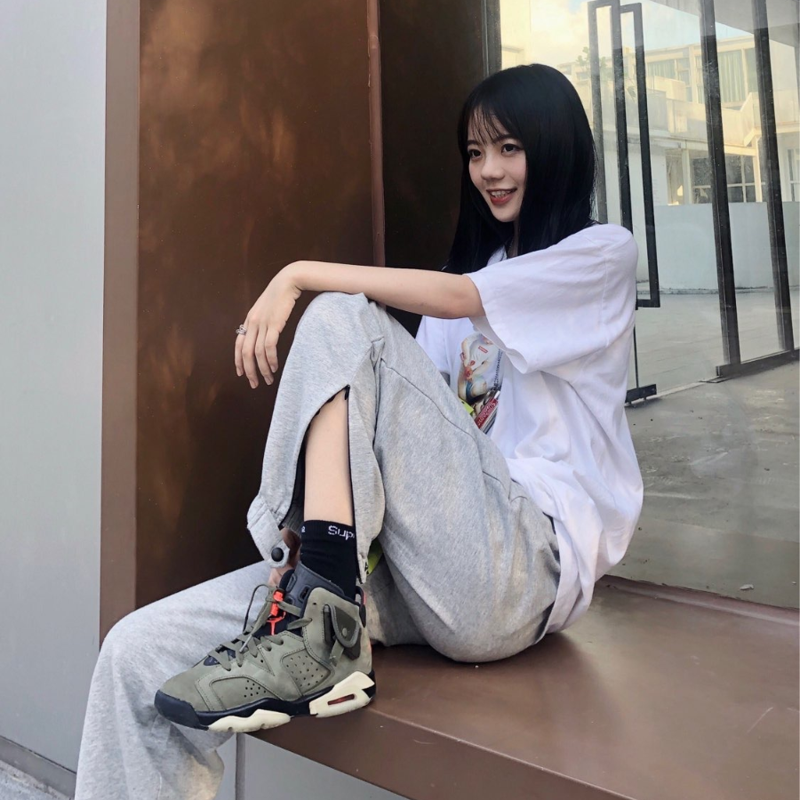 Giày Nike Air Jordan 6 Retro GS x Travis Scott ‘Olive’ 