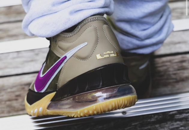  Giày Nike Atmos x LeBron 18 Low EP ‘Viotech’ 