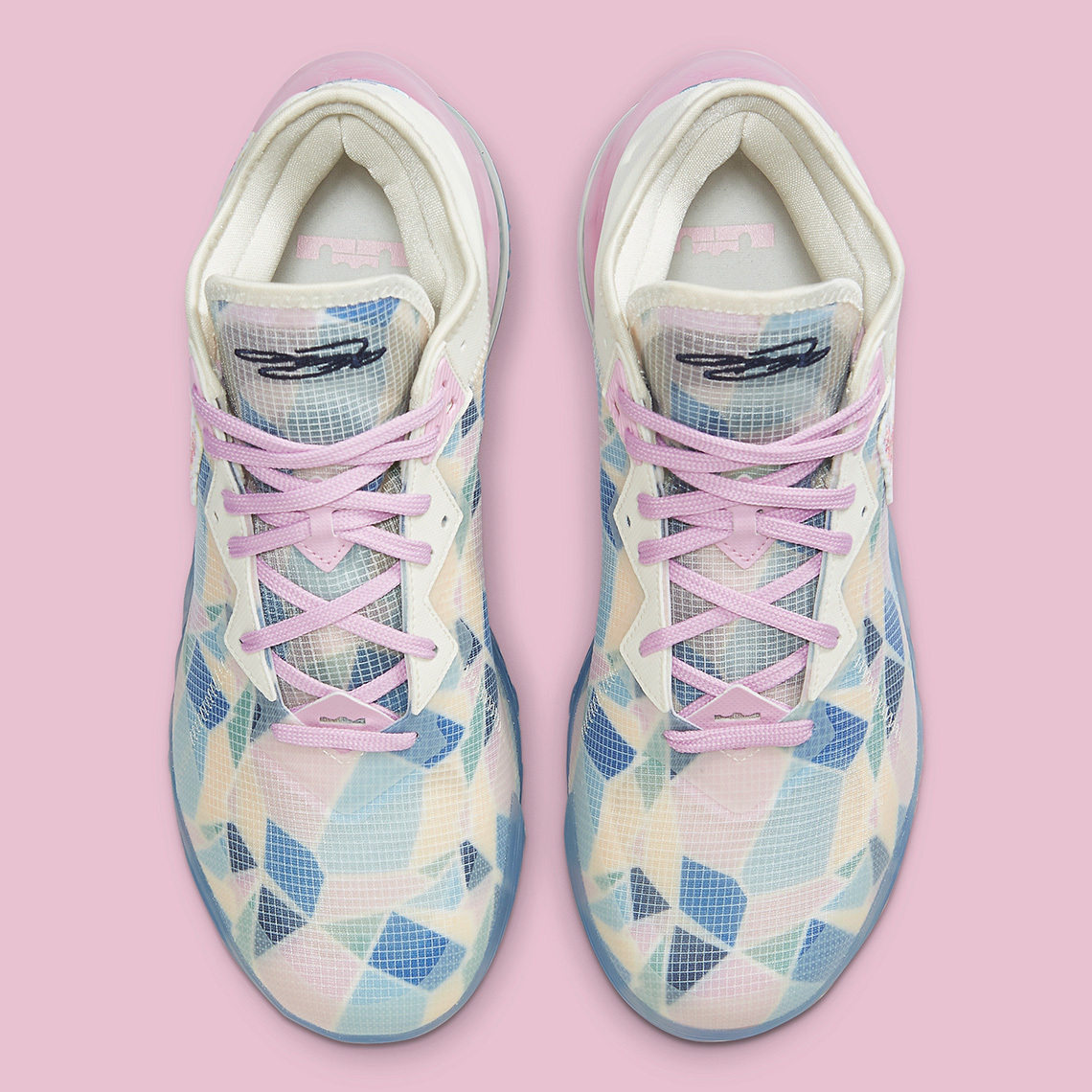  Giày Nike Atmos x LeBron 18 Low ‘Sakura’ 