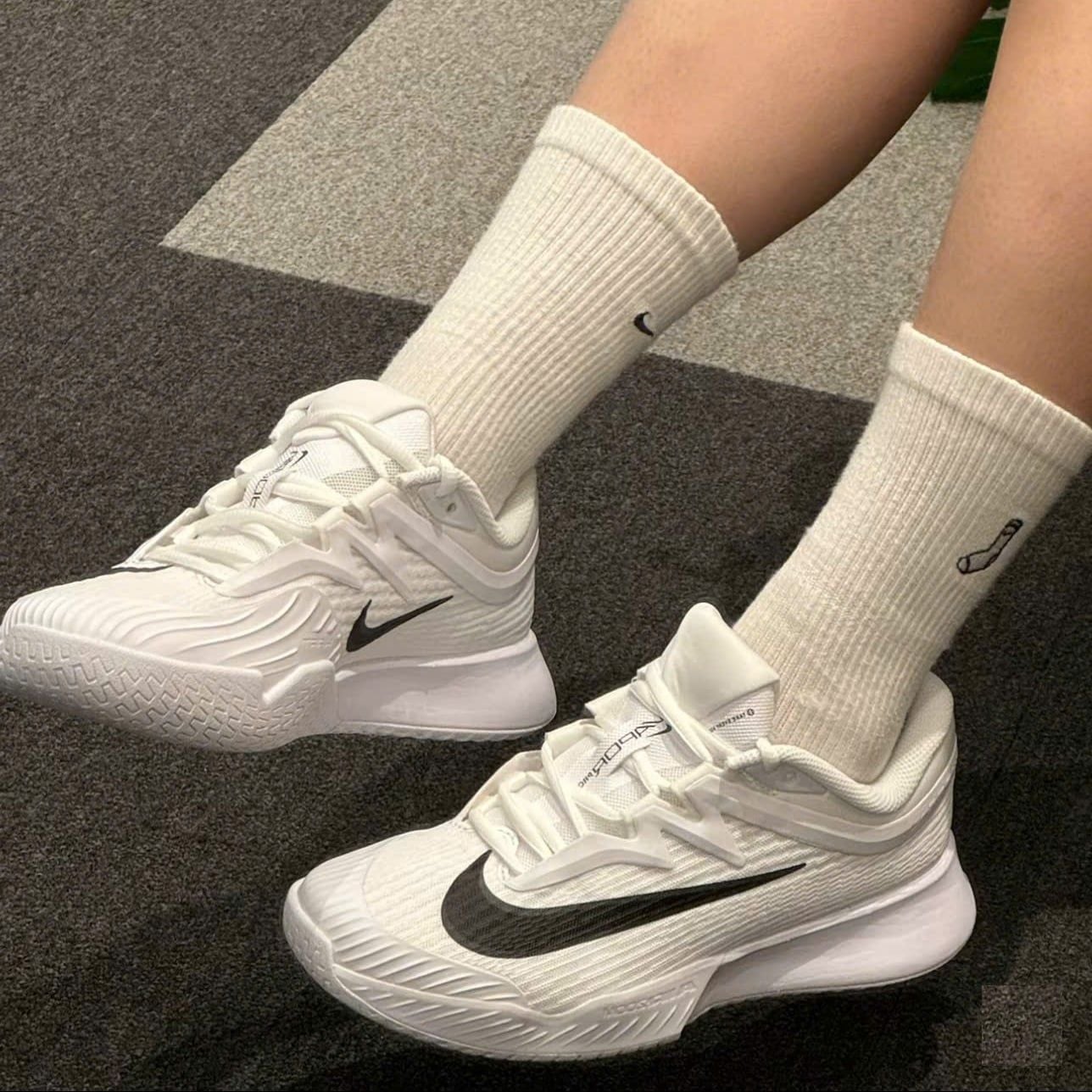  Giày Nike Court Air Zoom Vapor Pro 3 HC 'White Black' 