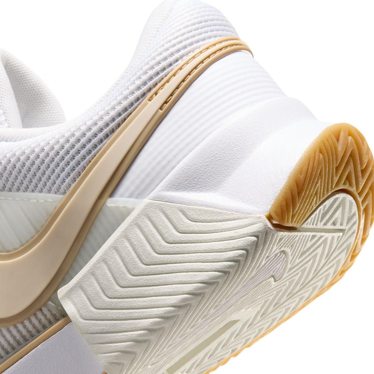  Giày Nike GP Challenge 1.5 'Linen Light Orewood Brown' 