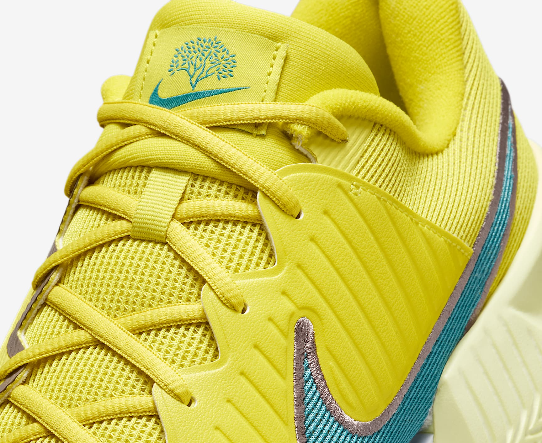  Giày Nike GP Challenge Pro HC Premium 'High Voltage' 