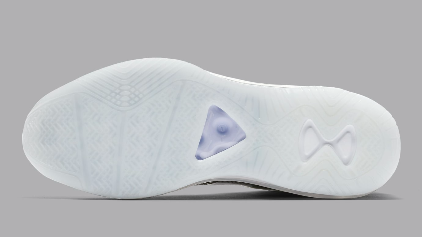  Giày Nike John Elliott x LeBron 'Icon QS' 