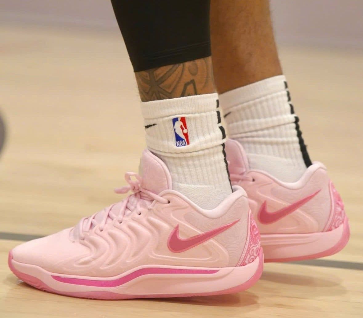  Giày Nike KD 17 NRG EP 'Aunt Pearl' 
