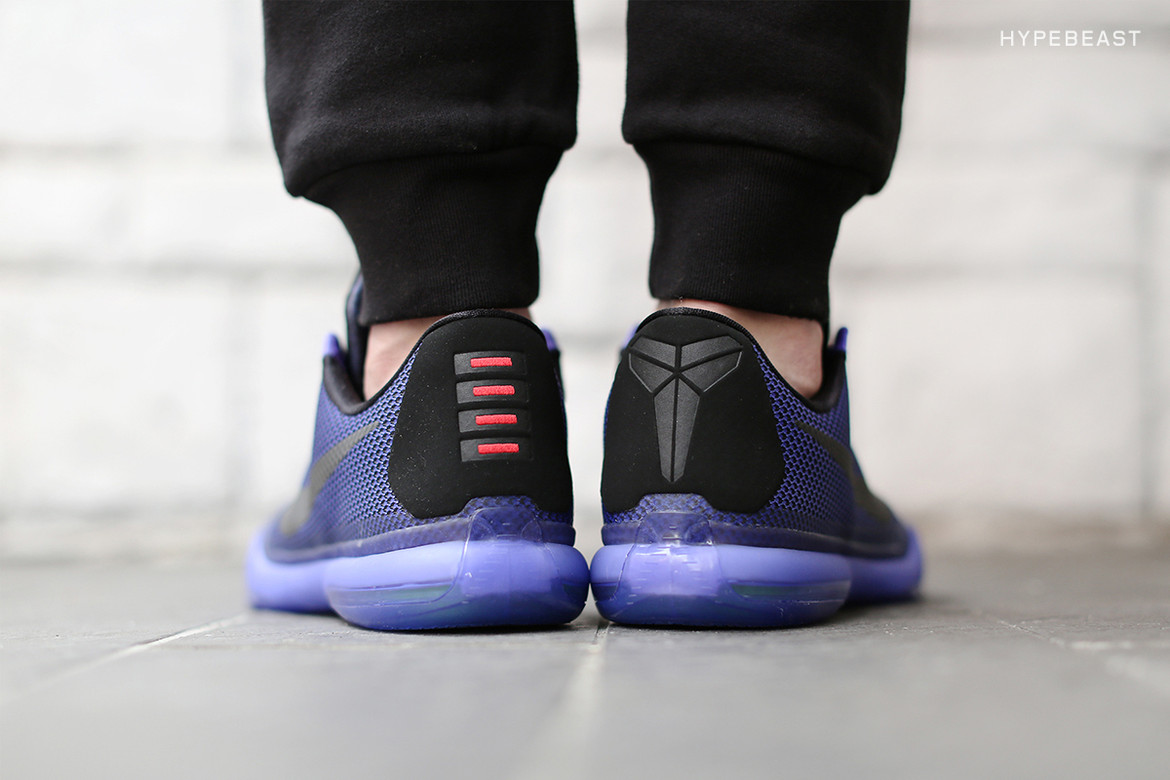  Giày Nike Kobe 10 'Blackout' 