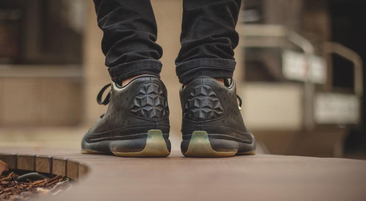  Giày Nike Kobe 10 Mid EXT 'Black Gum' 