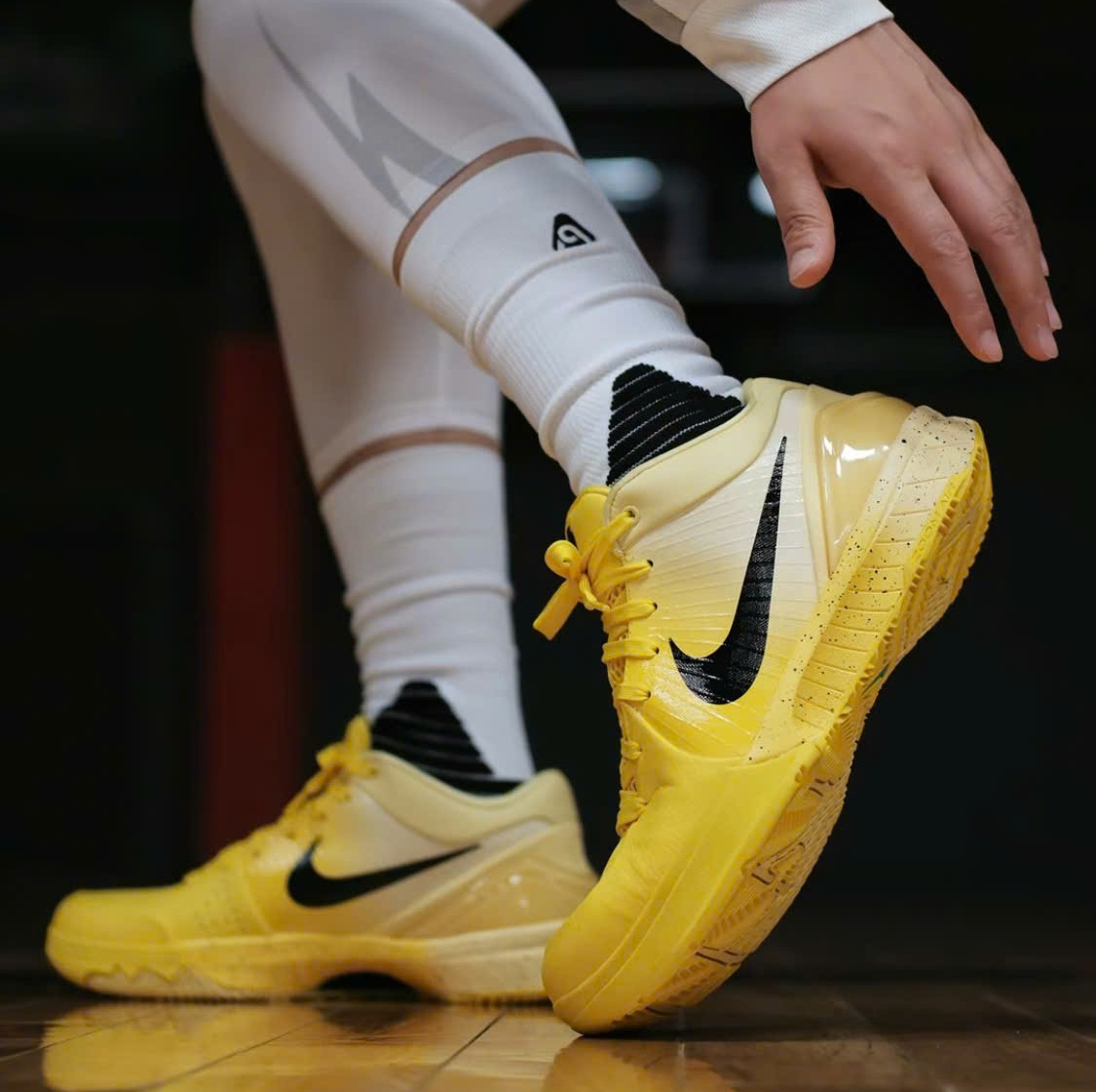  Giày Nike Kobe 4 Protro ‘CHBL’ 
