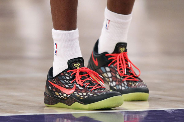 Giày Nike Kobe 8 System ‘Christmas’ 