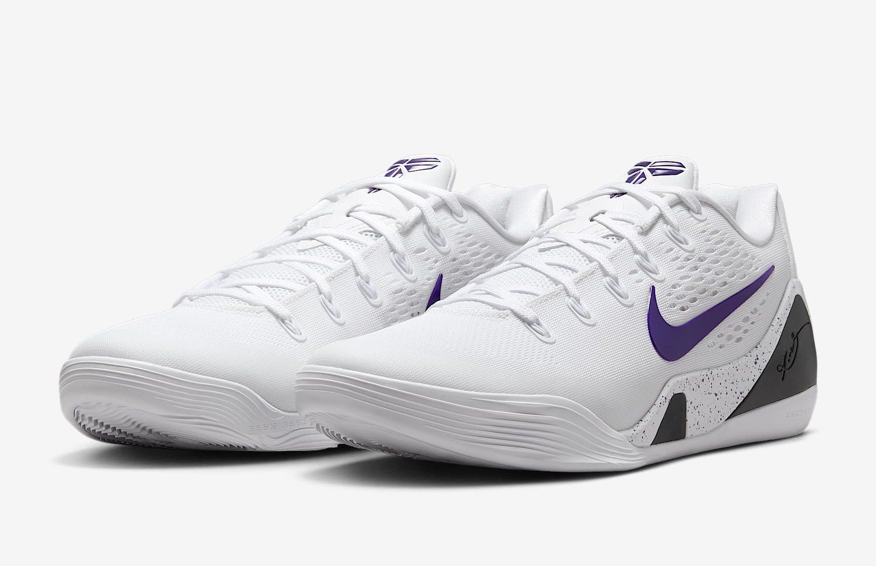  Giày Nike Kobe 9 Elite Low ‘White’ 