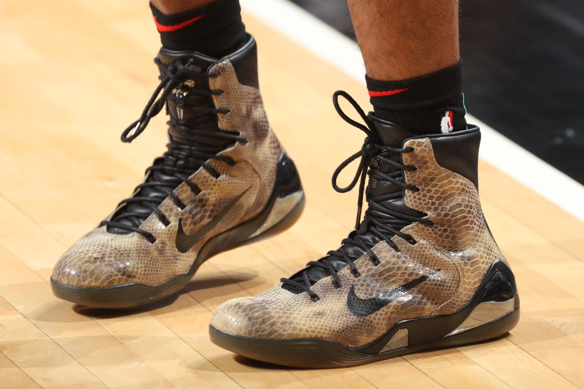  Giày Nike Kobe 9 High EXT QS 'Snakeskin' 