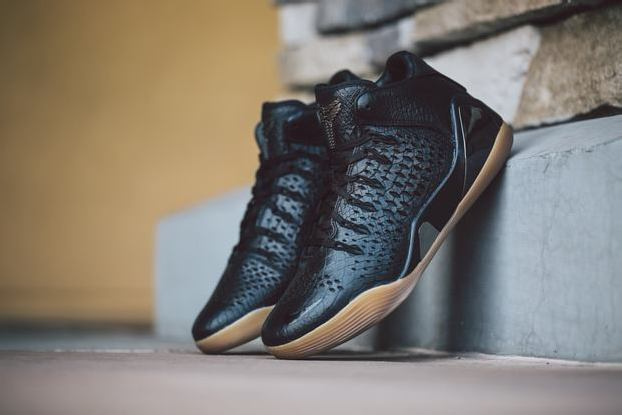  Giày Nike Kobe 9 Mid EXT QS 'Snakeskin' 