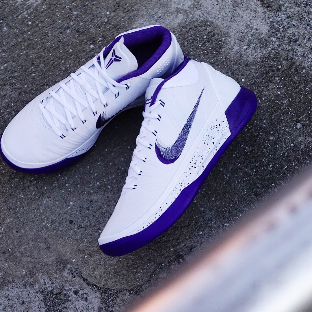  Giày Nike Kobe AD Mid ‘Baseline’ 