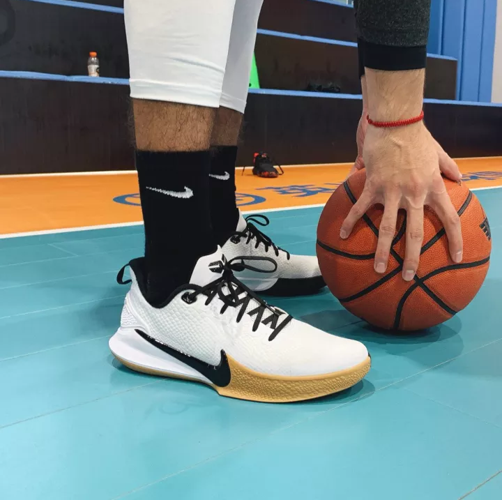  Giày Nike Kobe Mamba Focus ‘White Gum’ 