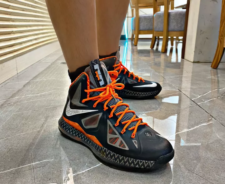  Giày Nike LeBron 10 ‘BHM’ 