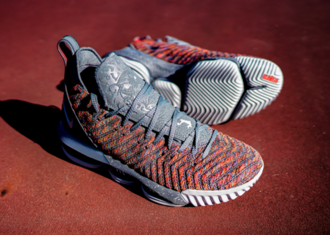  Giày Nike LeBron 16 ’20 20′ 