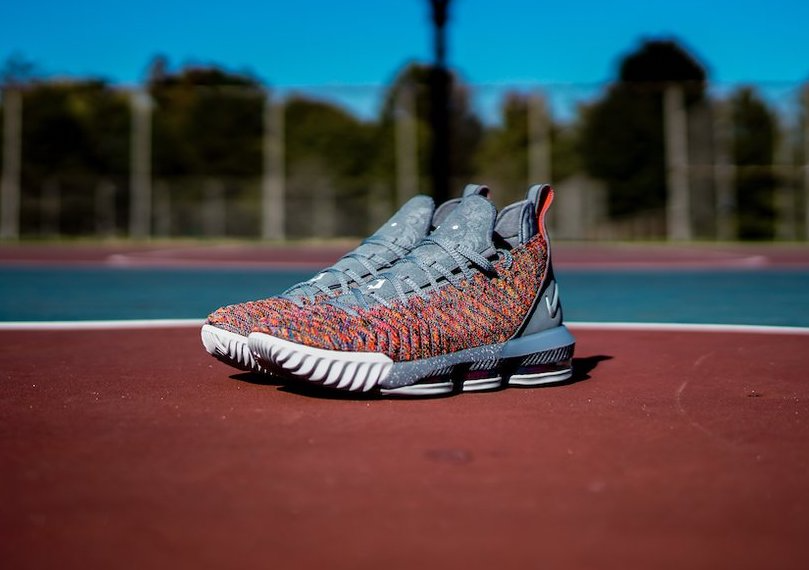  Giày Nike LeBron 16 ’20 20′ 