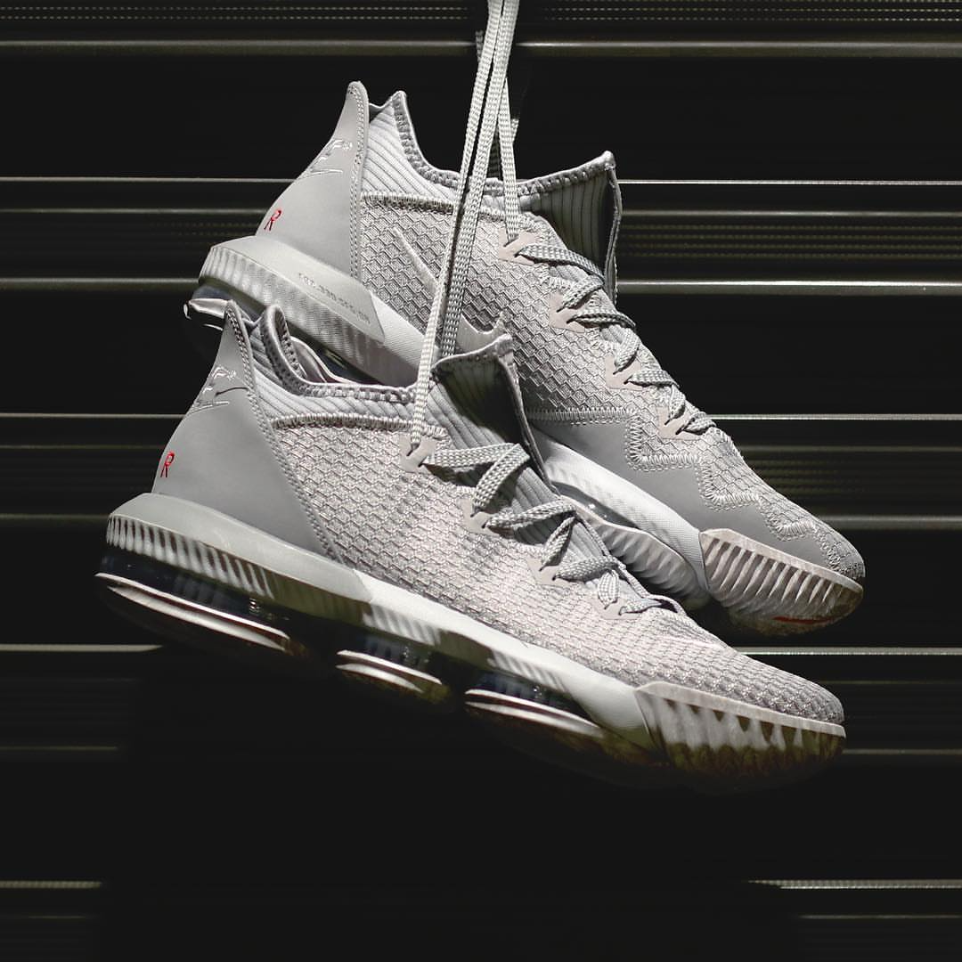  Giày Nike LeBron 16 Low ‘Wolf Grey’ 