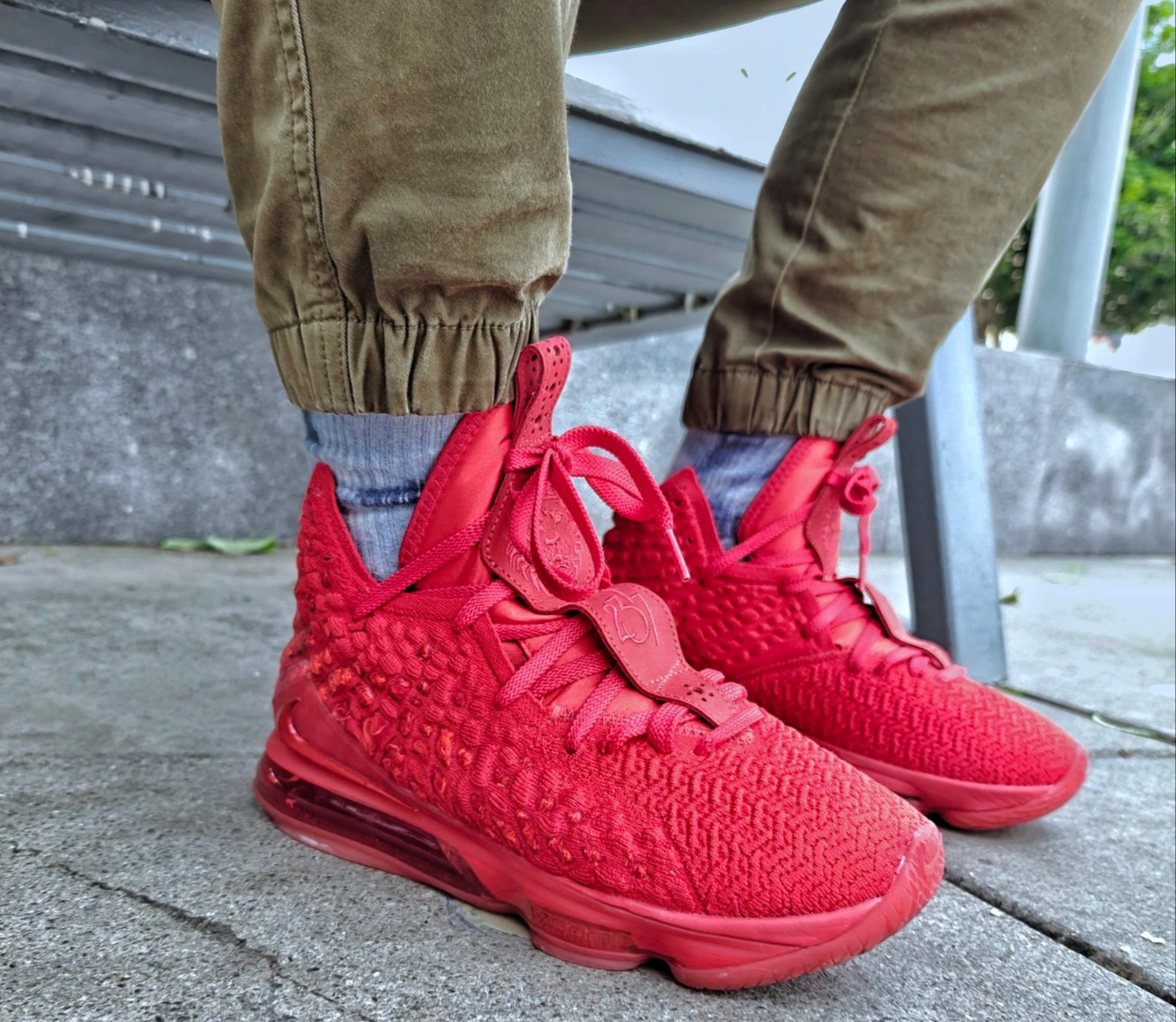  Giày Nike LeBron 17 EP ‘Red Carpet’ 