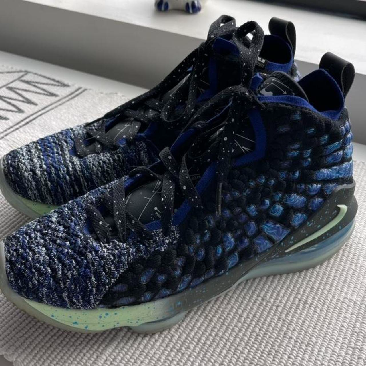  Giày Nike LeBron 17 GS ‘Constellations’ 