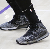  Giày Nike LeBron 17 ‘In The Arena’ 