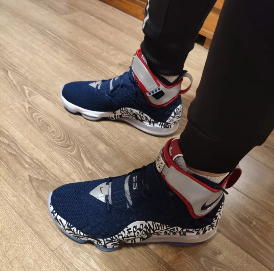  Giày Nike LeBron 17 ‘LeBron 4 Cold Blue Graffiti’ 
