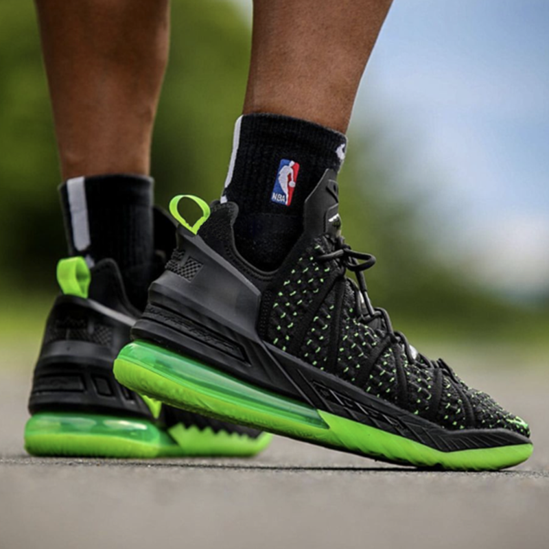  Giày Nike LeBron 18 EP ‘Dunkman’ 