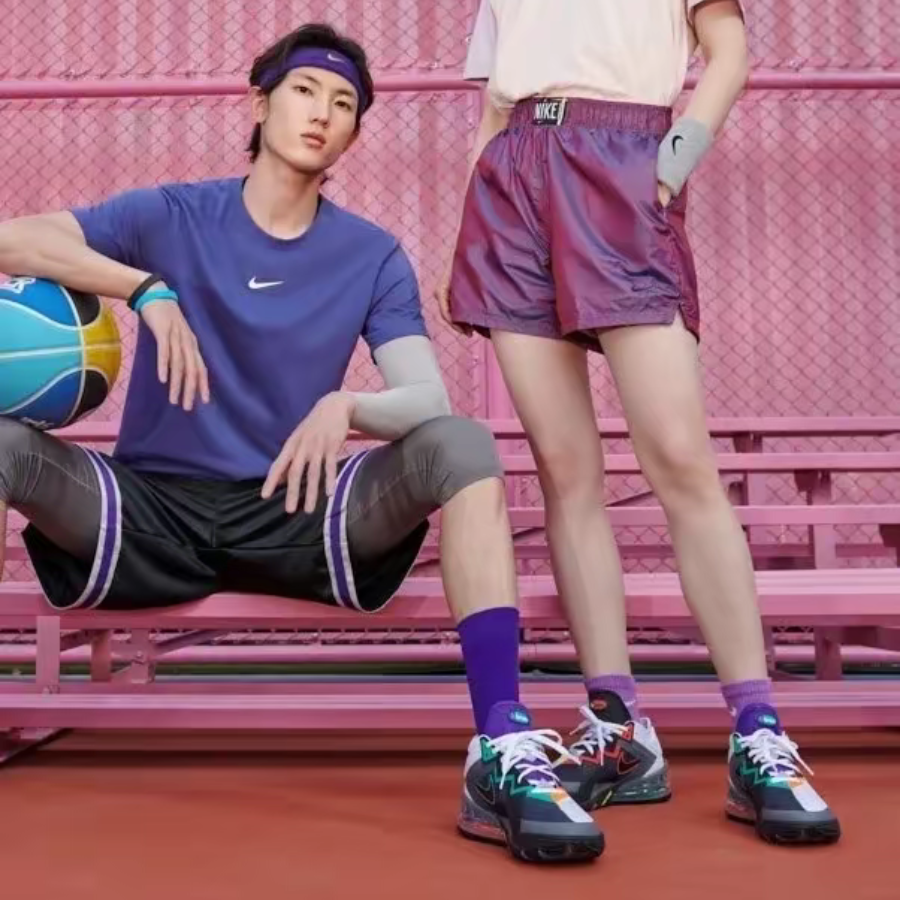 Giày Nike LeBron 18 Low ‘Air Max 95 Greedy’ 