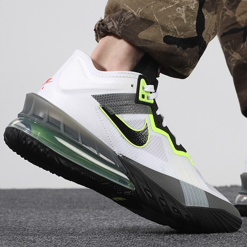  Giày Nike LeBron 18 Low EP ‘Air Max 95 Greedy’ 