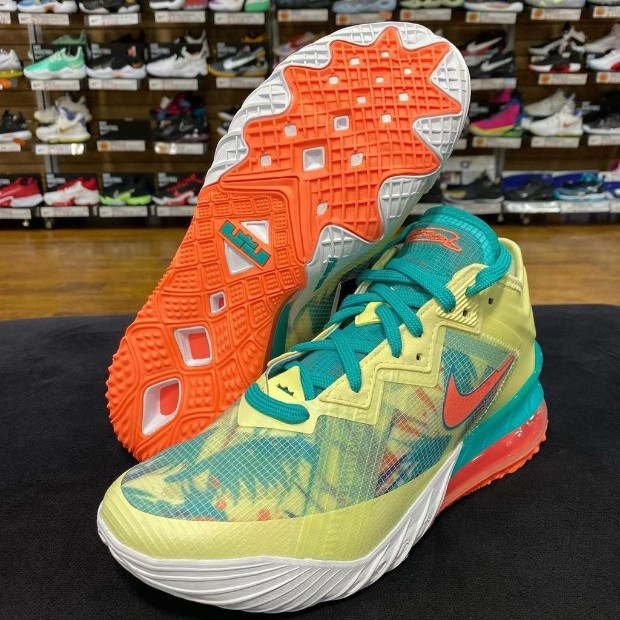  Giày Nike LeBron 18 Low EP ‘LeBronold Palmer’ 