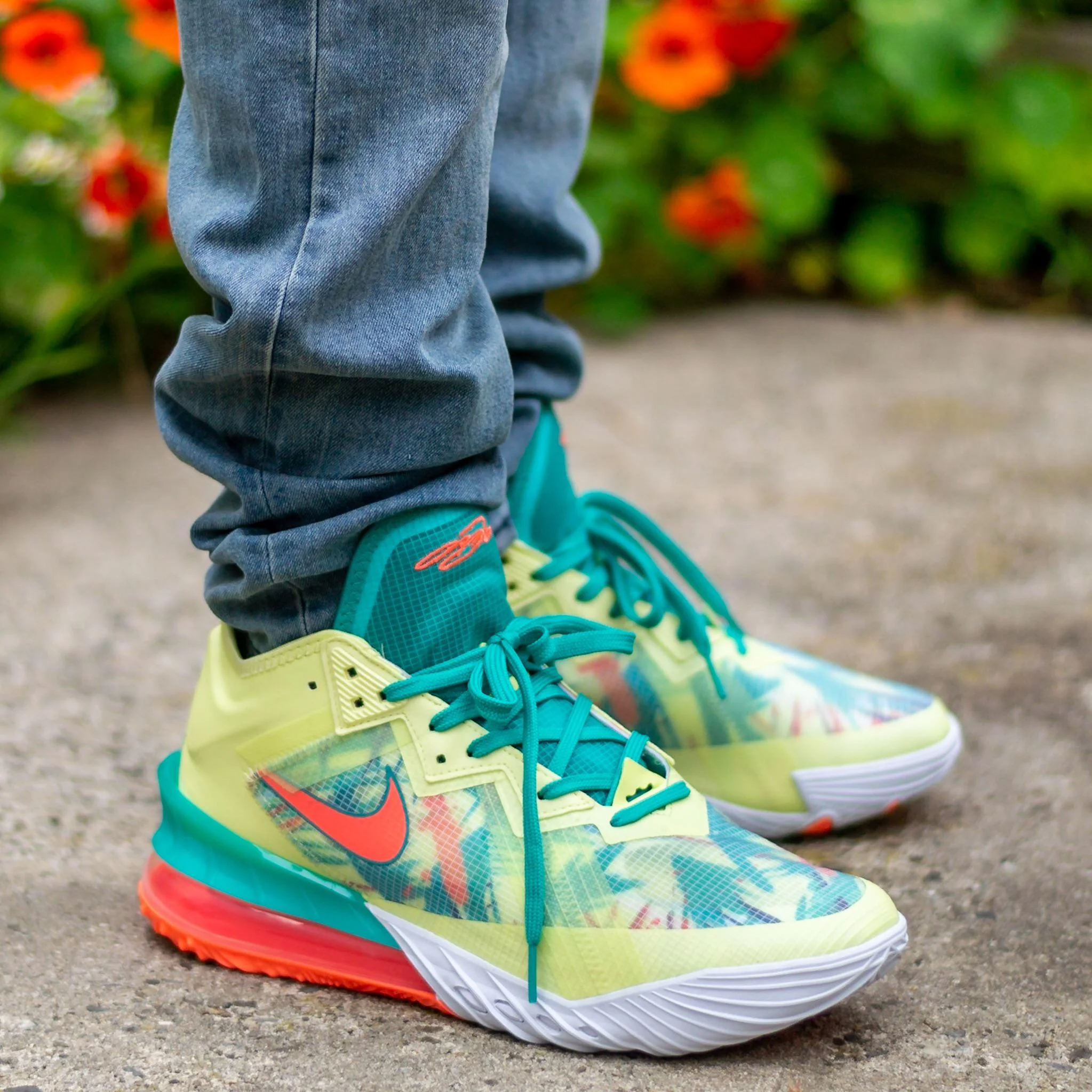  Giày Nike LeBron 18 Low EP ‘LeBronold Palmer’ 
