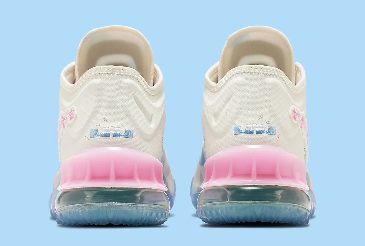  Giày Nike LeBron 18 Low EP x atmos ‘Sakura’ 