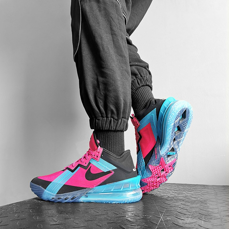  Giày Nike LeBron 18 Low ‘Neon Nights’ 