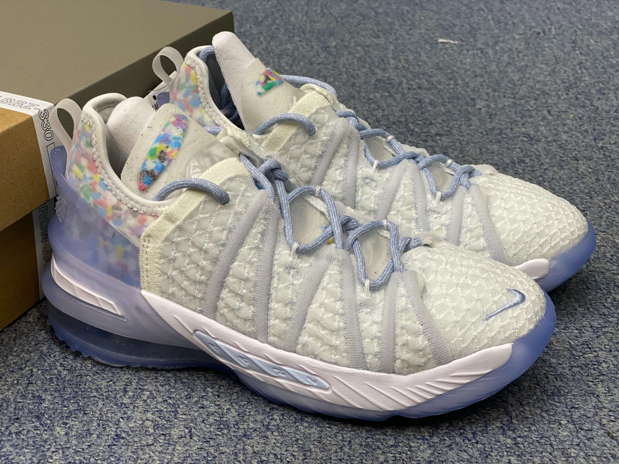  Giày Nike Lebron 18 NRG GS ‘Blue Tint’ 