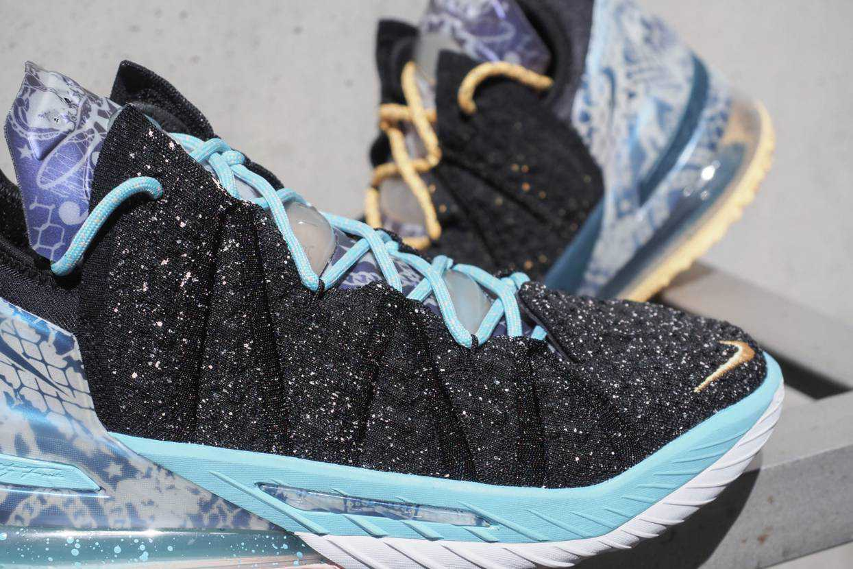  Giày Nike LeBron 18 ‘Reflections’ 