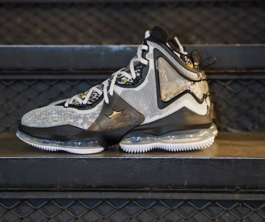  Giày Nike Lebron 19 ‘Royalty’ 
