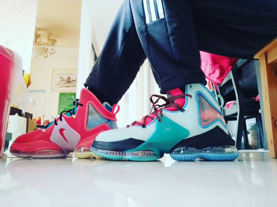  Giày Nike LeBron 19 ‘The Map’ 