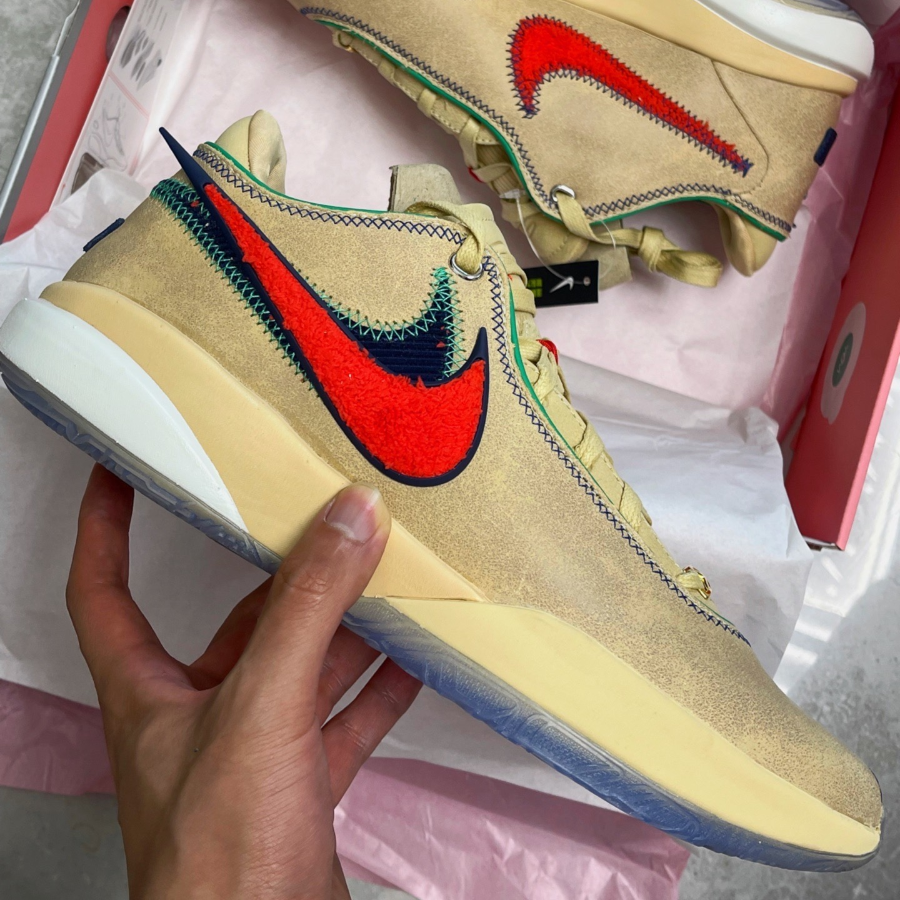  Giày Nike LeBron 20 ‘Four Horsemen Sesame’ 