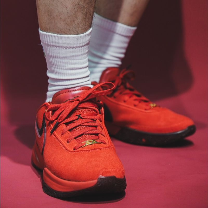  Giày Nike Lebron 20 ‘Liverpool’ 