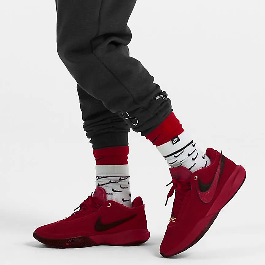  Giày Nike Lebron 20 ‘Liverpool’ 